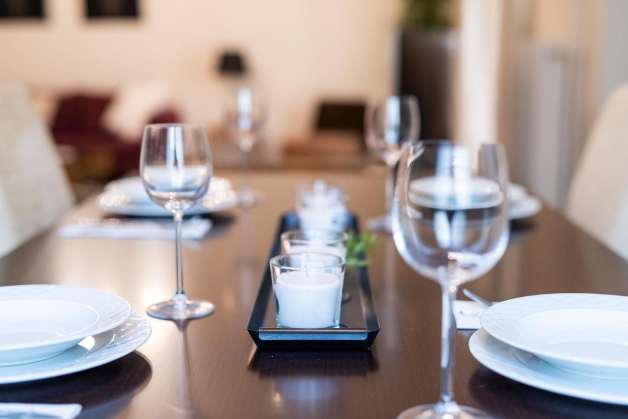 Two Bedroom Apt In Syntagma - Ermou Area アテネ エクステリア 写真