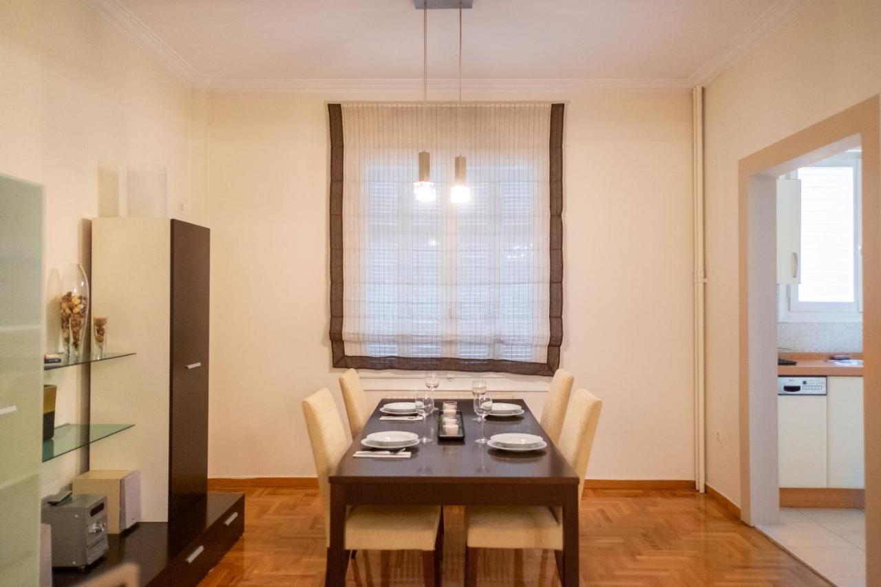 Two Bedroom Apt In Syntagma - Ermou Area アテネ エクステリア 写真