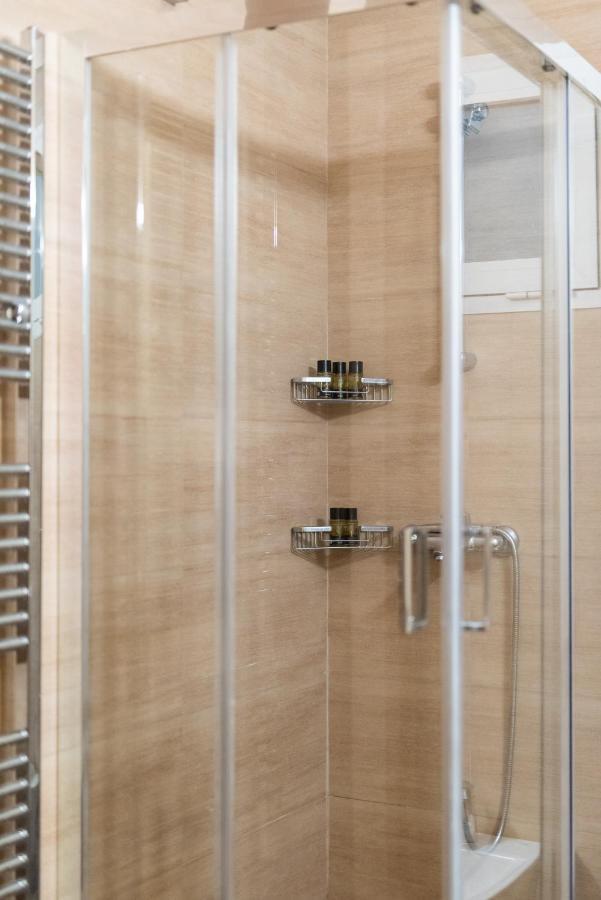 Two Bedroom Apt In Syntagma - Ermou Area アテネ エクステリア 写真