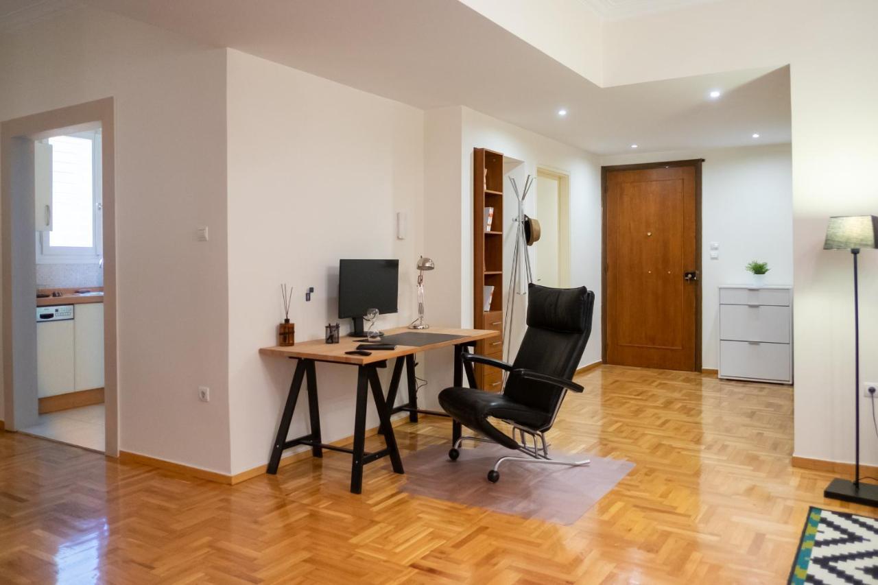 Two Bedroom Apt In Syntagma - Ermou Area アテネ エクステリア 写真