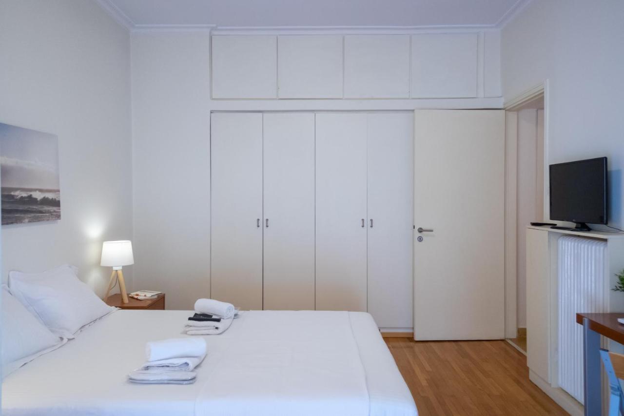 Two Bedroom Apt In Syntagma - Ermou Area アテネ エクステリア 写真