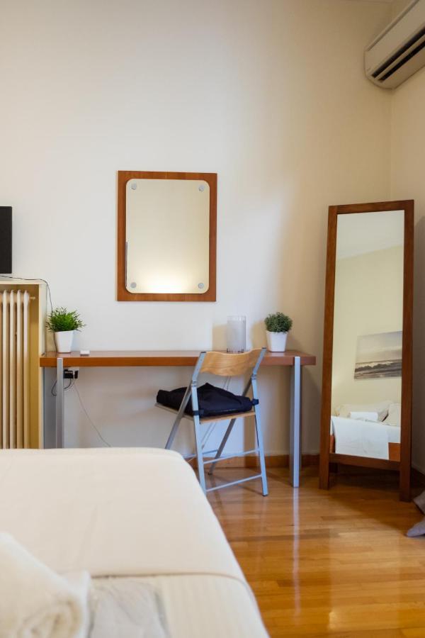 Two Bedroom Apt In Syntagma - Ermou Area アテネ エクステリア 写真