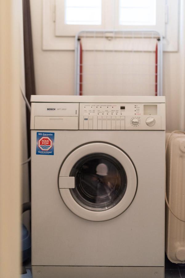 Two Bedroom Apt In Syntagma - Ermou Area アテネ エクステリア 写真