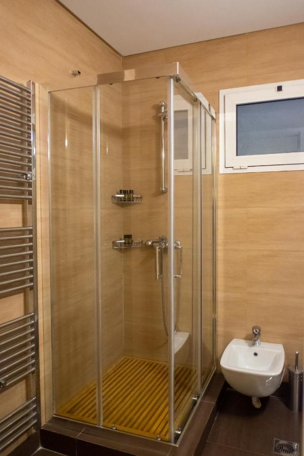 Two Bedroom Apt In Syntagma - Ermou Area アテネ エクステリア 写真